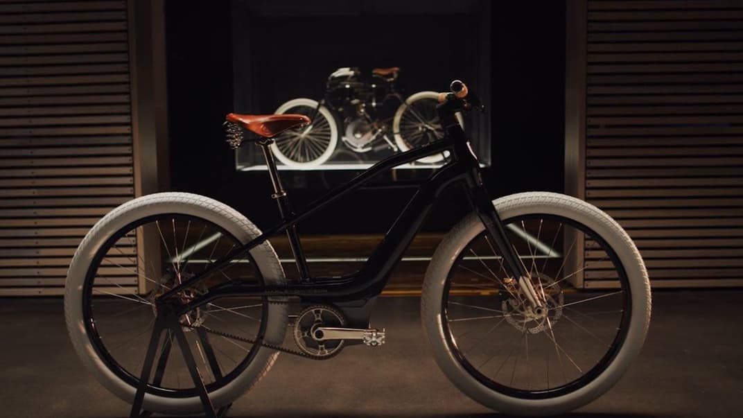 Harley-Davidson представил первый электровелосипед. Его название — референс к самому старому мотоциклу компании