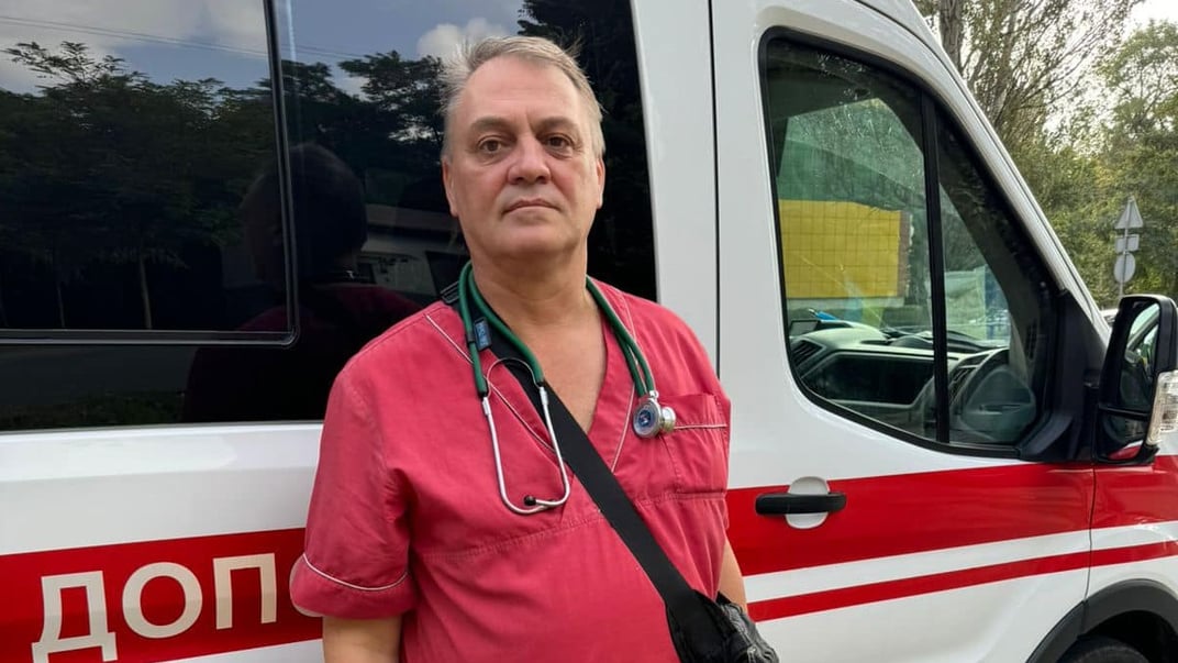 Фельдшер Юрий Лунев