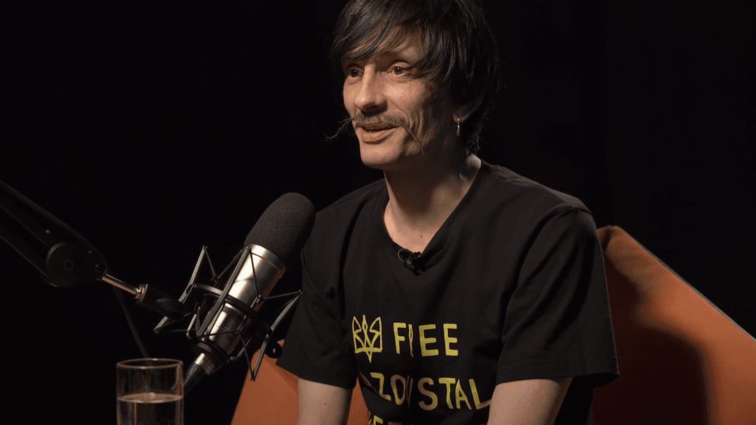 «Мне будет не стыдно умирать». Лидер группы «Пиріг і Батіг» о поэзии, пацифизме, Стусе и ненависти к россиянам