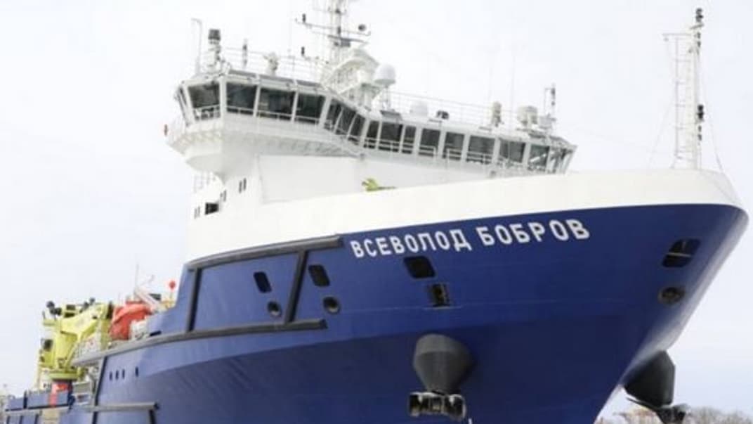 Судно тилового забезпечення військово-морського флоту росії «Всеволод Бобров»