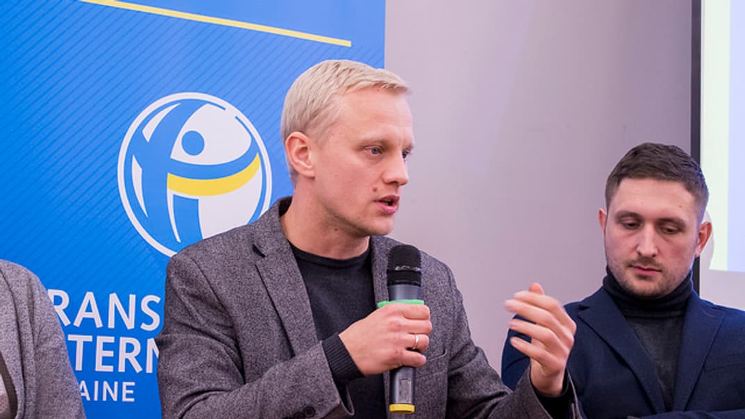 Иллюстративная фотография. Глава «Центра противодействия коррупции» Виталий Шабунин на конференции «Снаряд эффективной борьбы с коррупцией в Украине уже заряжен», декабрь 2018 года