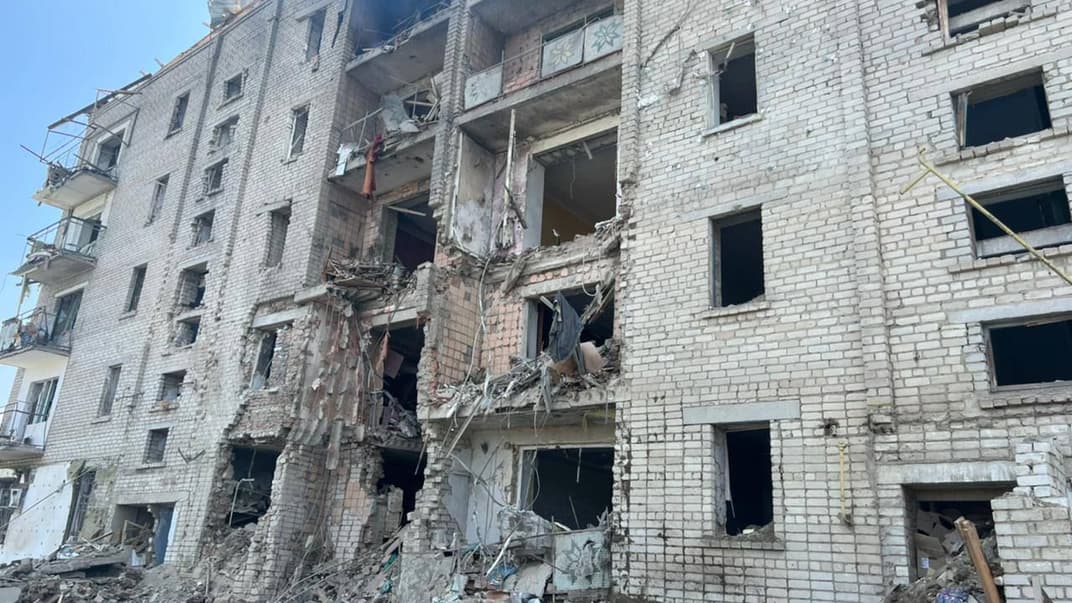 Последствия российского удара в городе Вознесенск Николаевской области, 20 августа 2022 года