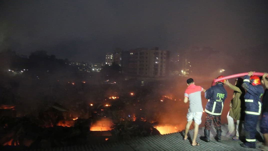 Крупный пожар в столице Бангладеш, городе Дакка, 16 августа 2019 года