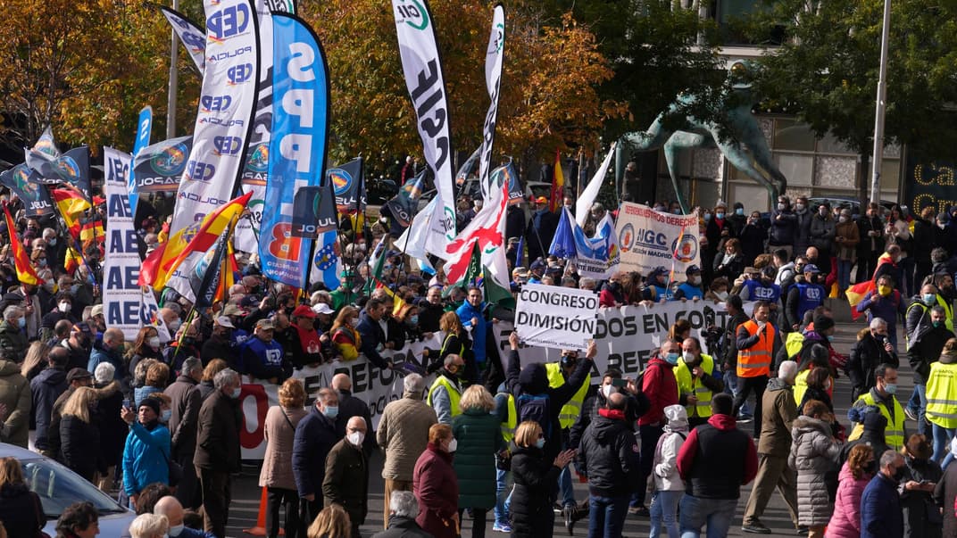 Протест проти змін до закону про безпеку, Мадрид, 27 листопада 2021 року