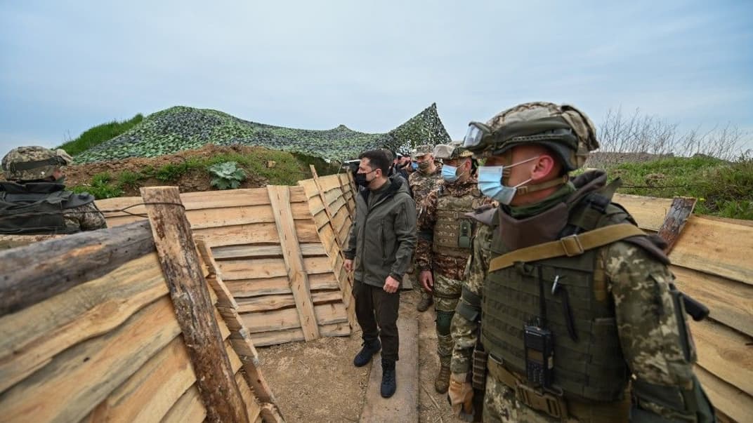 Президент Владимир Зеленский с инспекцией в Херсонской области, 27 апреля 2021 года