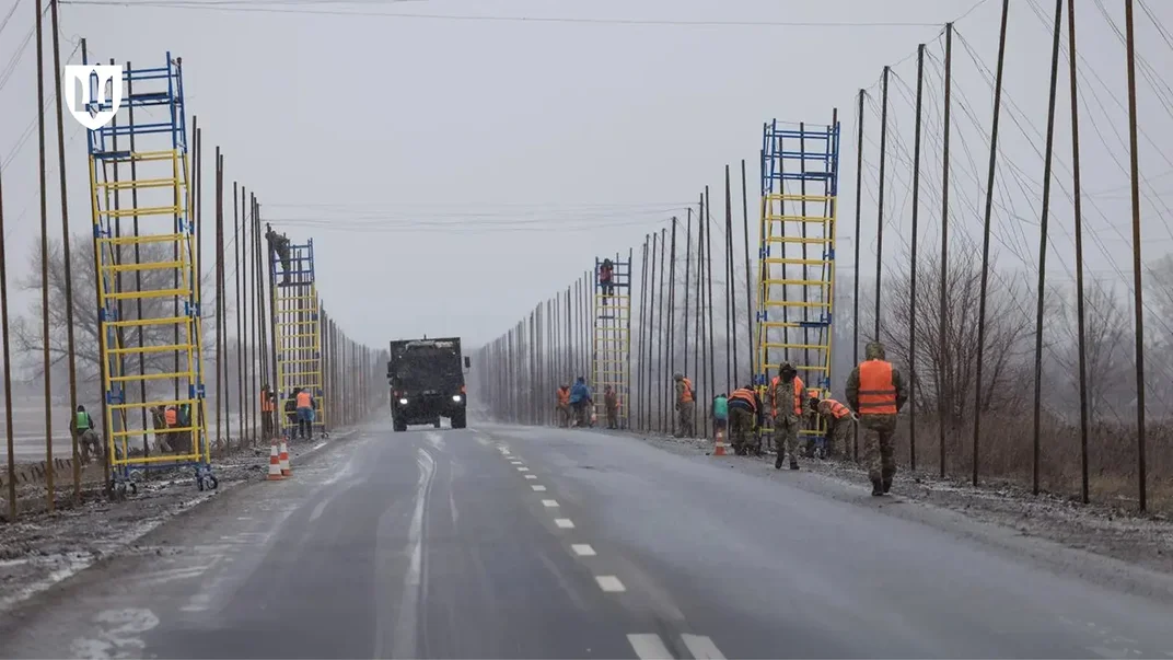 Антидронові сітки на прифронтових дорогах