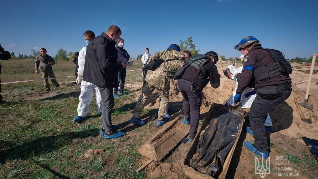 Эксгумация тел в Донецкой области
