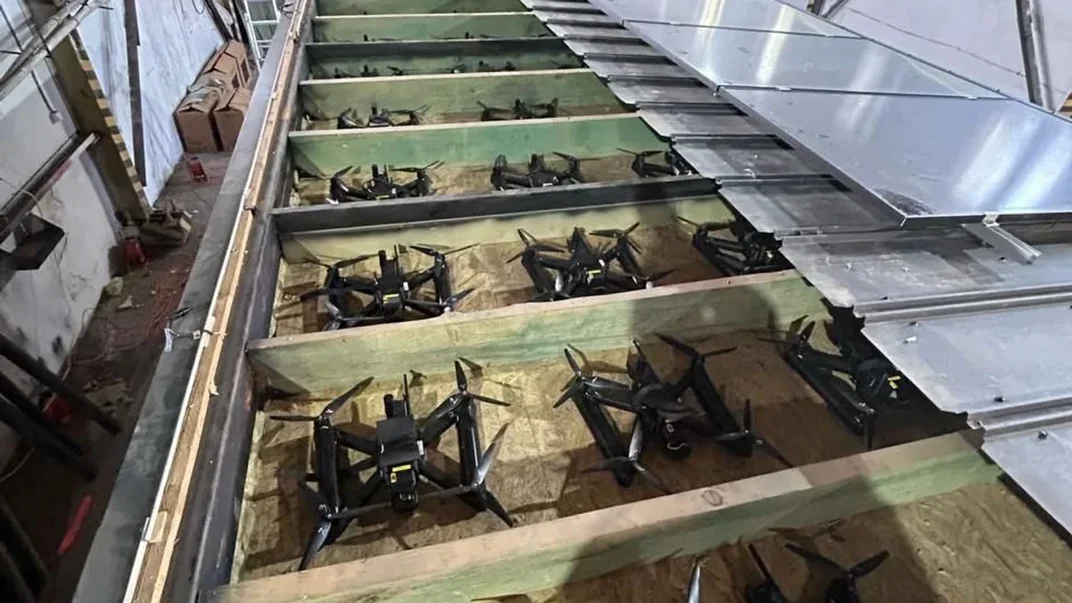 Підготовка дронів, які СБУ використала для спецоперації