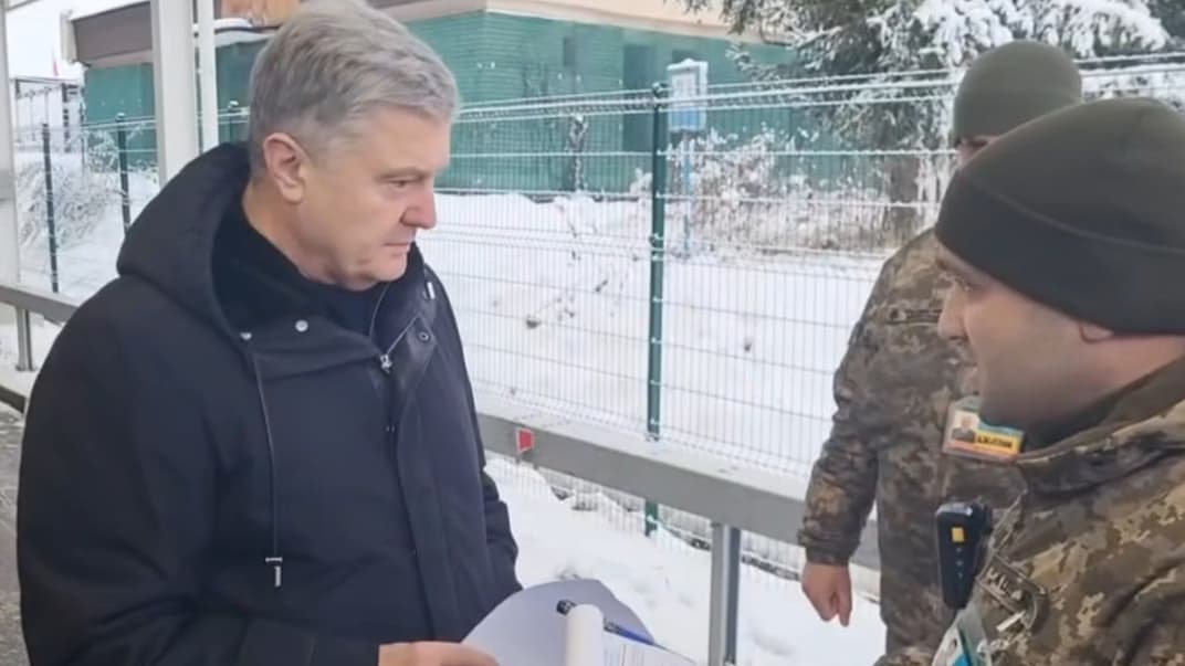 Петро Порошенко спілкується з прикордонниками