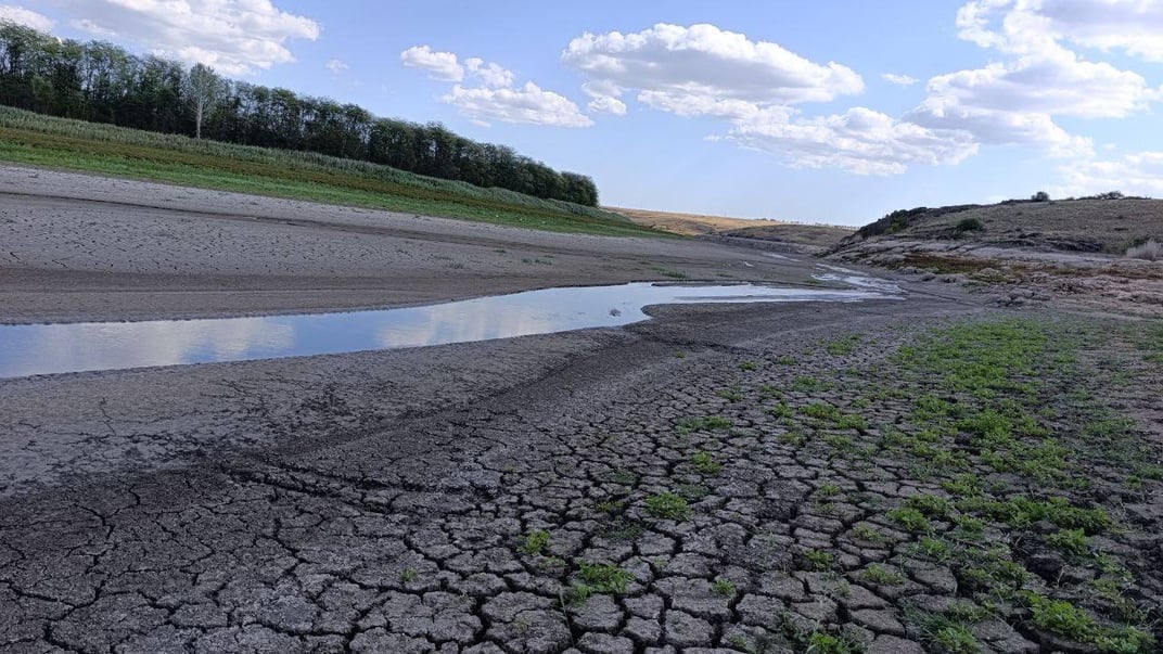 У Маріуполі майже висохло Старокримське водосховище