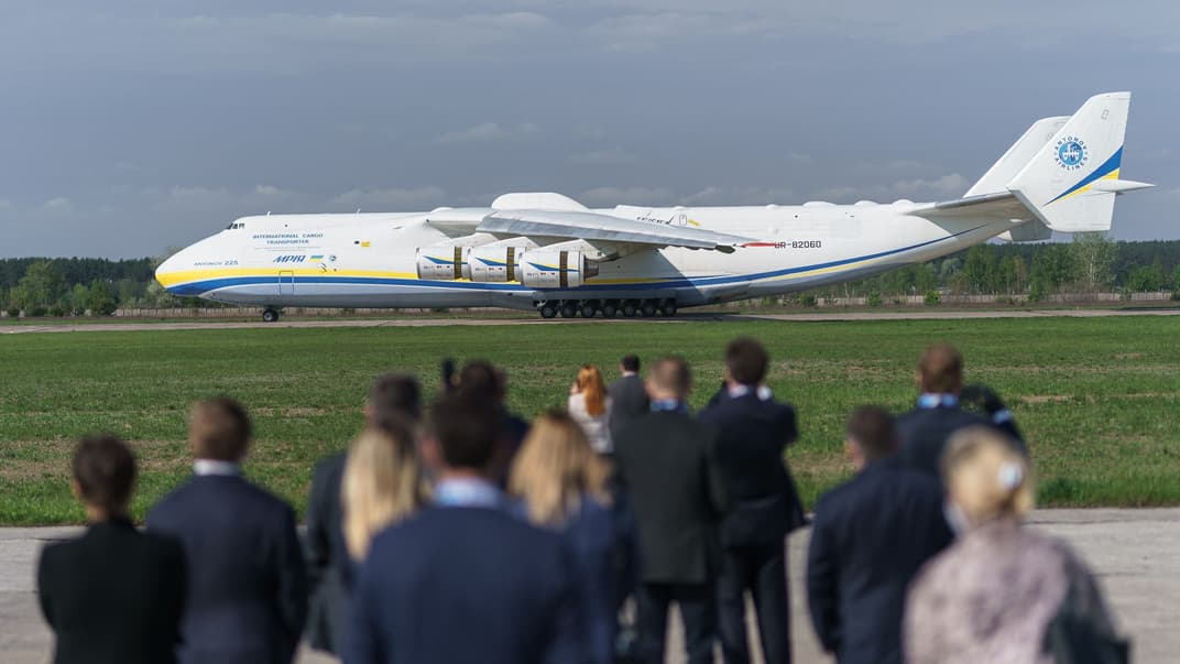 Самолет «Мрия» привез из Китая еще один гуманитарный груз для борьбы с COVID-19