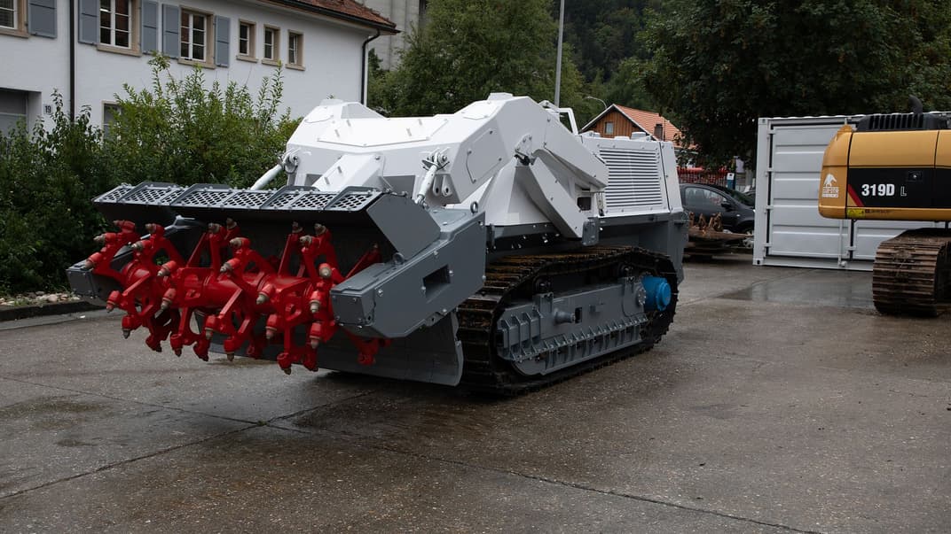 Дистанционная машина для разминирования