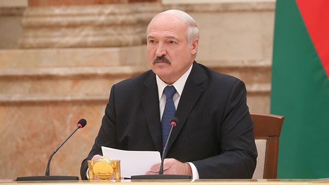 Президент Беларуси Александр Лукашенко на заседании по проблемам в сельском хозяйстве Витебской области