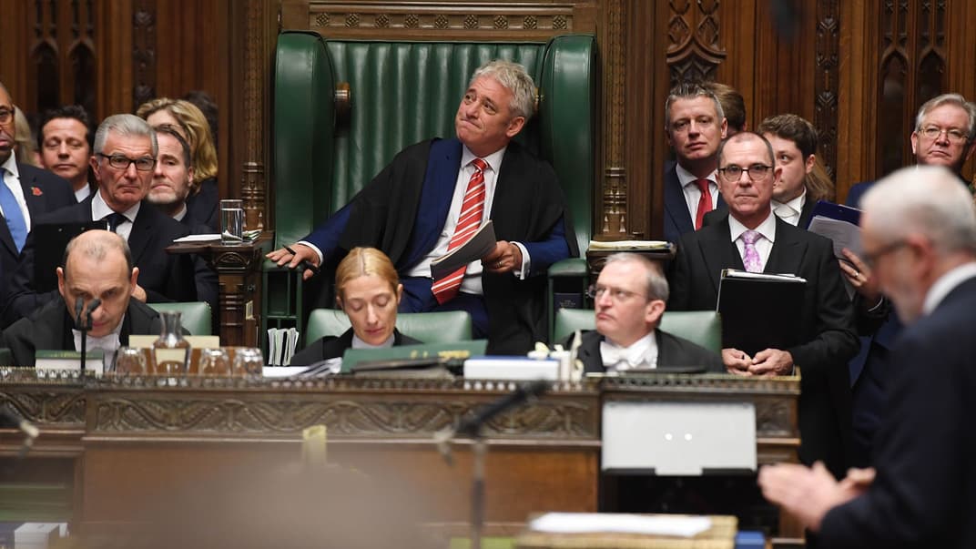 Спикер Палаты общин Джон Беркоу (в центре) на заседании палаты по Brexit, Лондон, Великобритания, 30 октября 2019 года