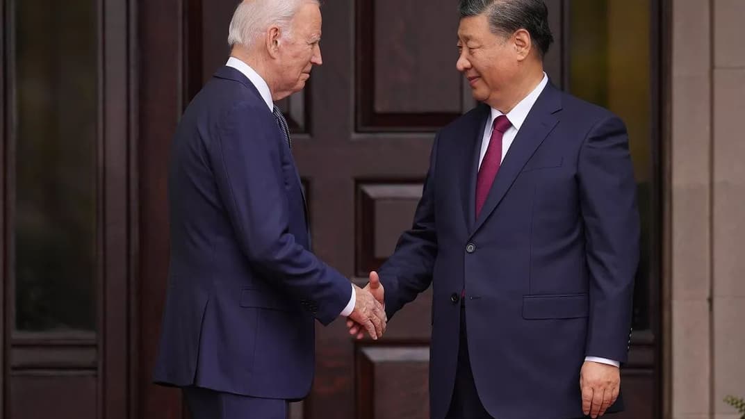 Ілюстративне фото. Президент Джо Байден вітає лідера Китаю Сі Цзіньпіна, 15 листопада 2023 року
