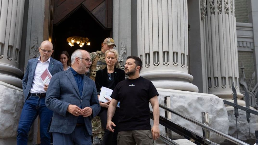 Президенты Украины и Эстонии Владимир Зеленский и Алар Карис 2 июня 2023 года