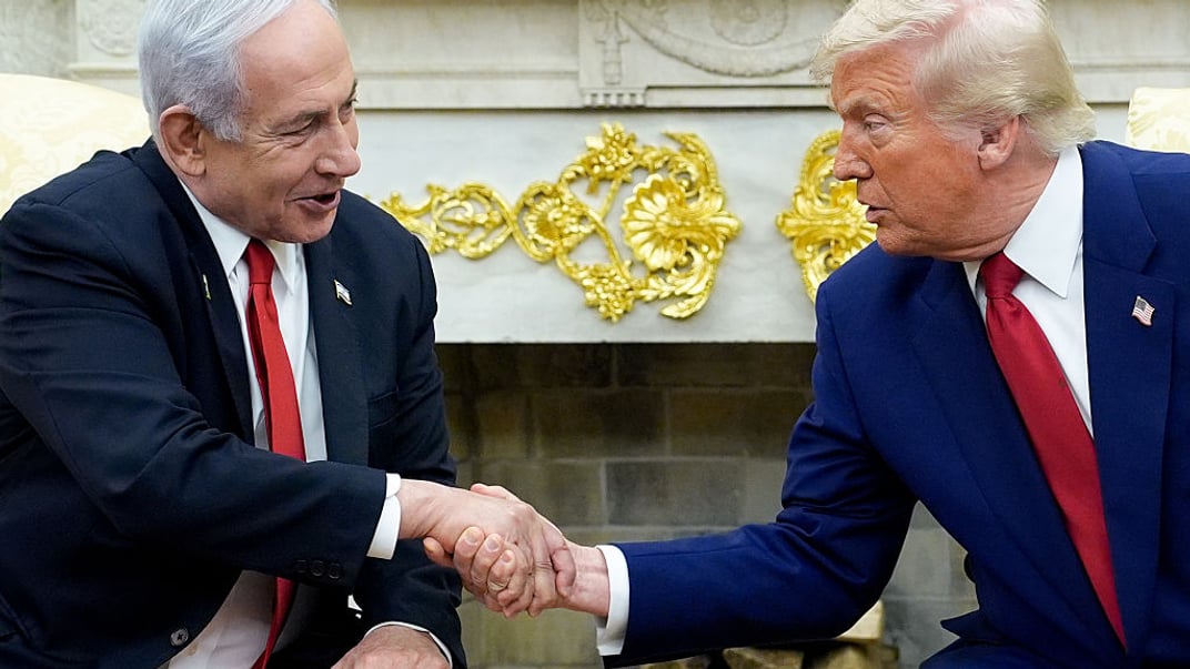 Президент США Дональд Трамп приймає у себе прем'єр-міністра Ізраїля Беньяміна Нетаньягу у Білому домі, 7 квітня 2025 року