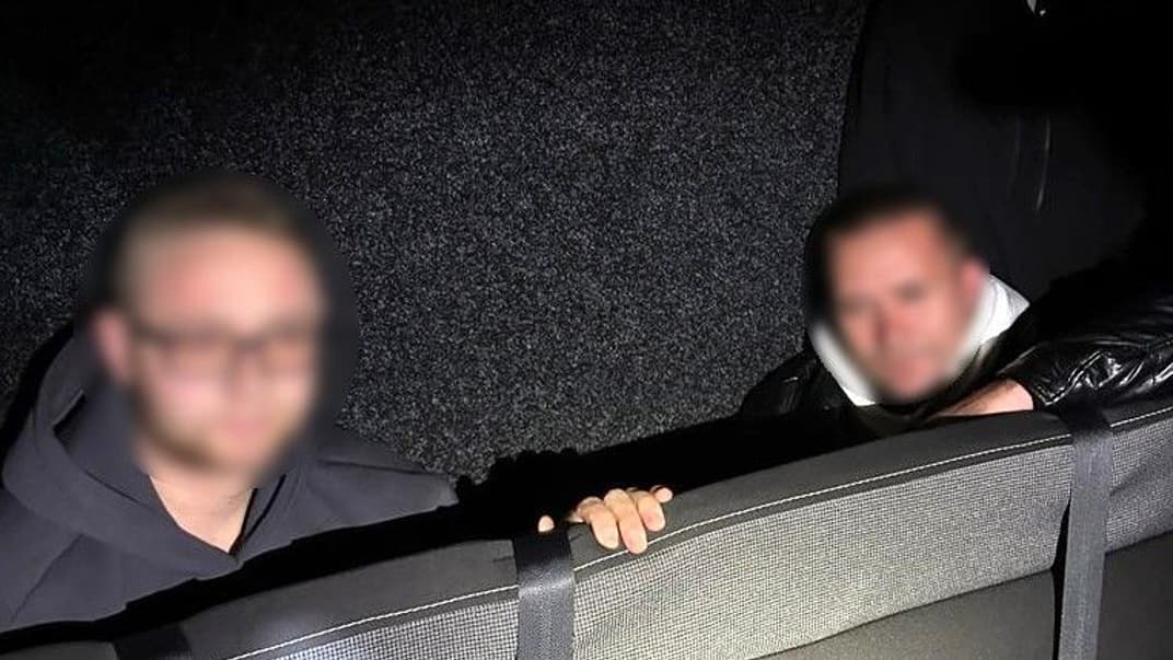 Двух мужчин призывного возраста разоблачили в автобусе на пункте пропуска «Шегини» Львовской области