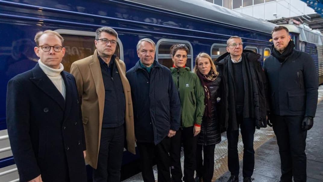 Міністри закордонних справ семи країн приїхали до Києва, 28 листопада 2022 року