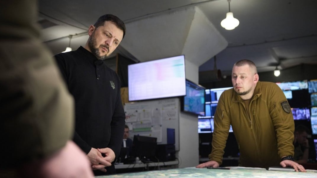 Президент України Володимир Зеленський під час візиту на Сумщину, 3 квітня 2025 року