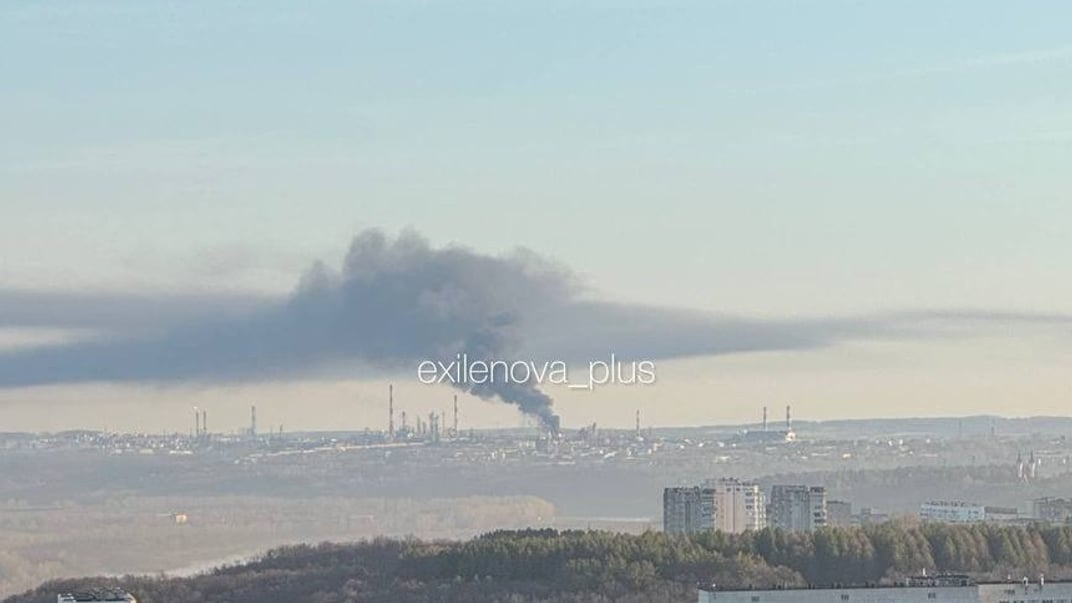 Как сообщается, пожар на НПЗ в Уфе