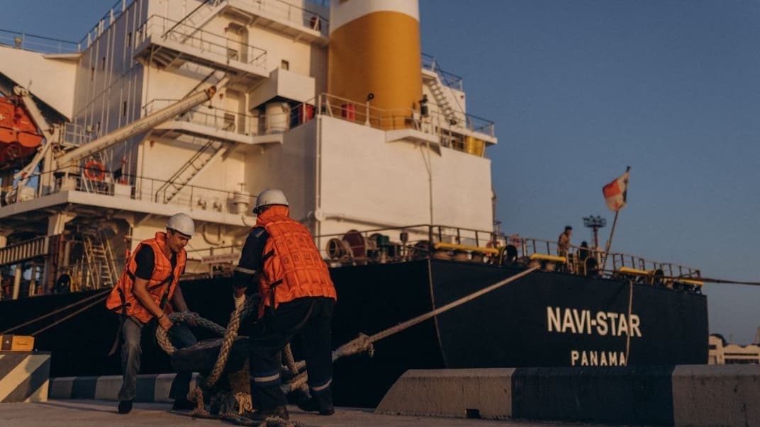 Из украинских портов вышел первый караван с зерном