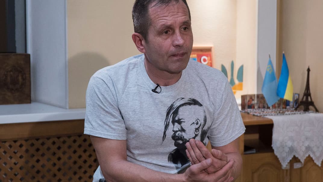 Бывший политзаключенный, освобожденный из российского плена в сентябре 2019 года, Владимир Балух во время интервью, Киев, 23 декабря 2019 года