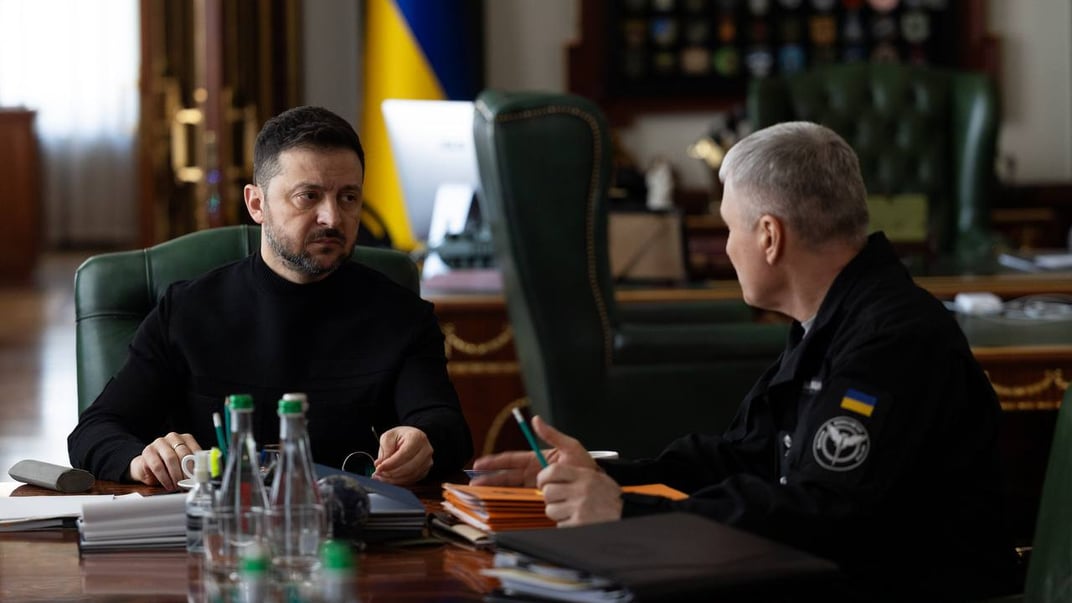 Керівник ГУР Олег Іващенко доповів президенту України Володимиру Зеленському стосовно втрат рф