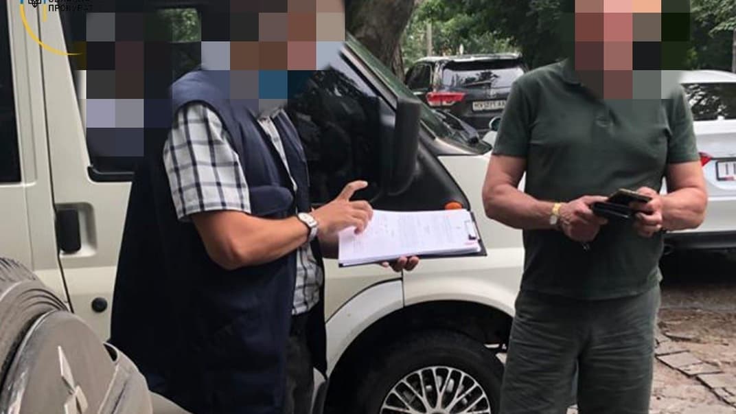 Викриття посадовця природного парку за перевищення ліміту на виловлення риби