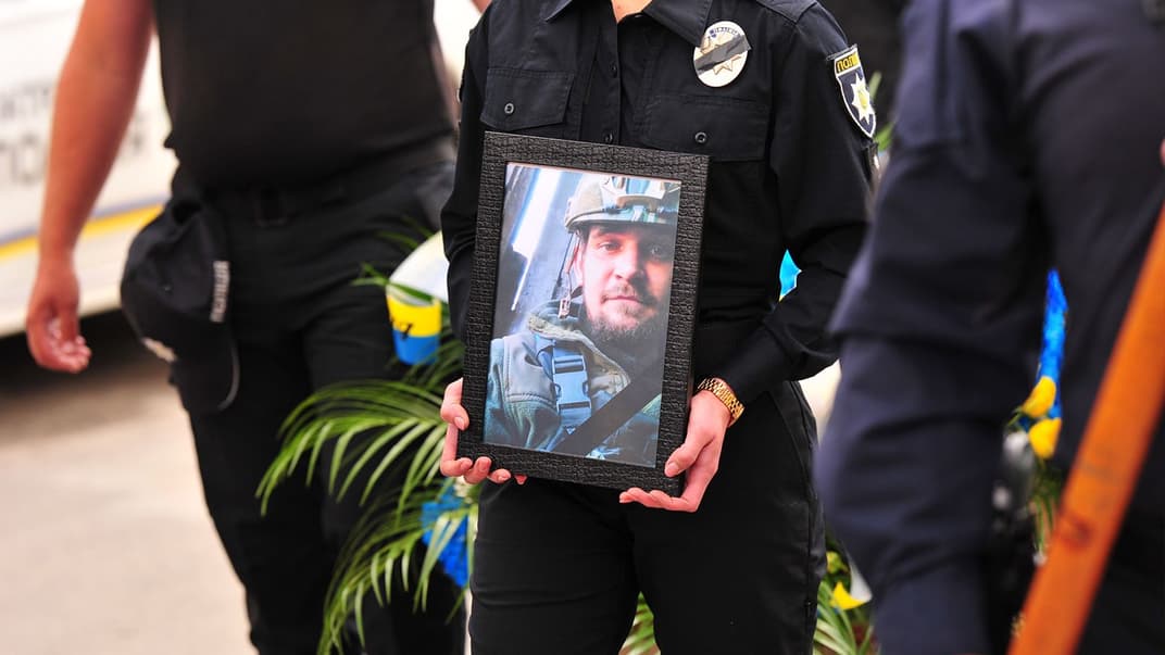 Похорон патрульного Даниїла Сафонова, який загинув на «Азовсталі»