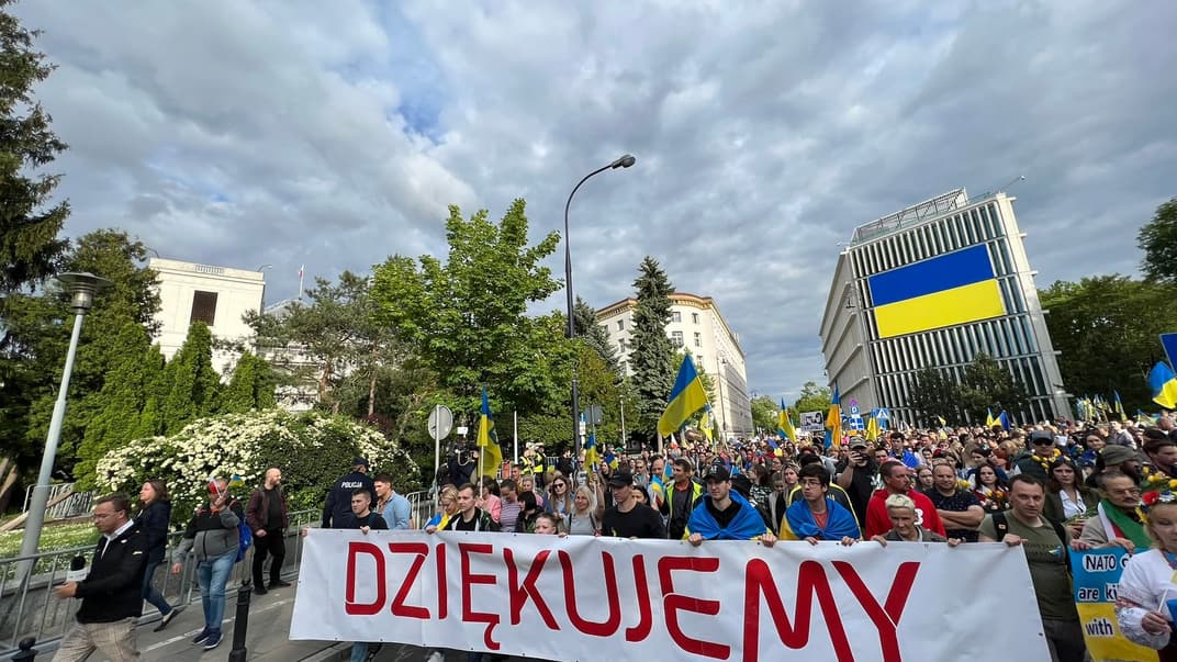 Шествие благодарности польскому народу в Варшаве, 29 мая 2022 года