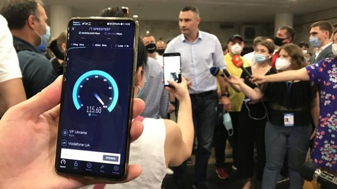 4G уже есть на 9 станциях киевского метро. По крайней мере так говорит Кличко