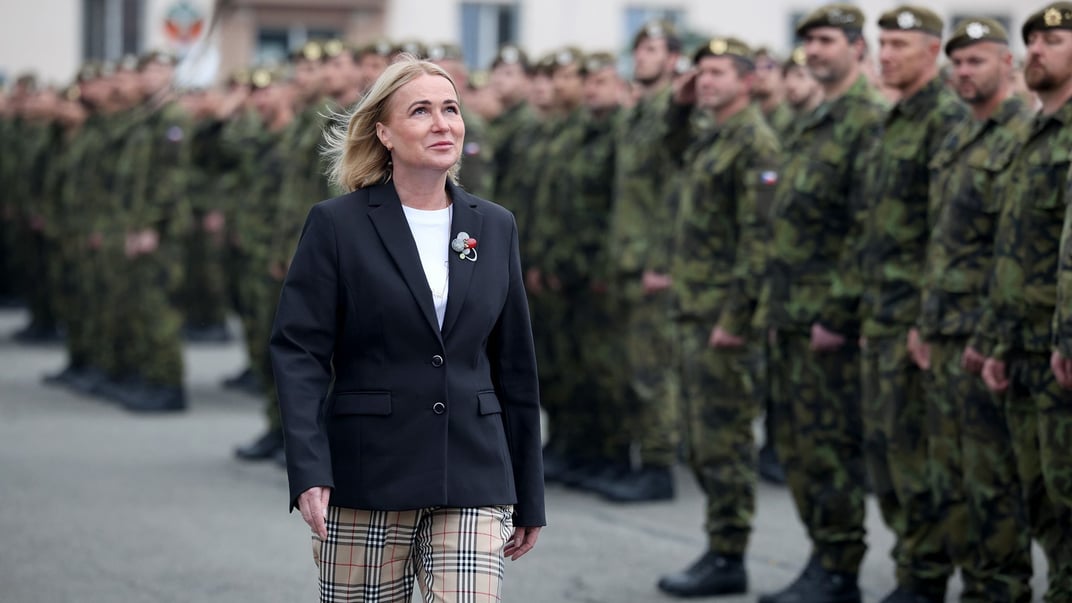 Міністерка оборони Чехії Яна Чернохова