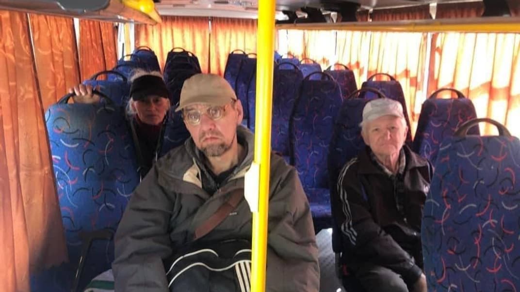 Люди, які погодились виїхати із Сєвєродонецька 6 травня