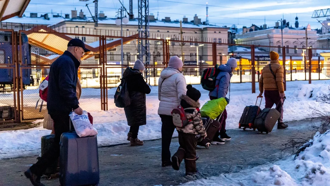 Ілюстративне фото. Українські біженці на кордоні з Польщею