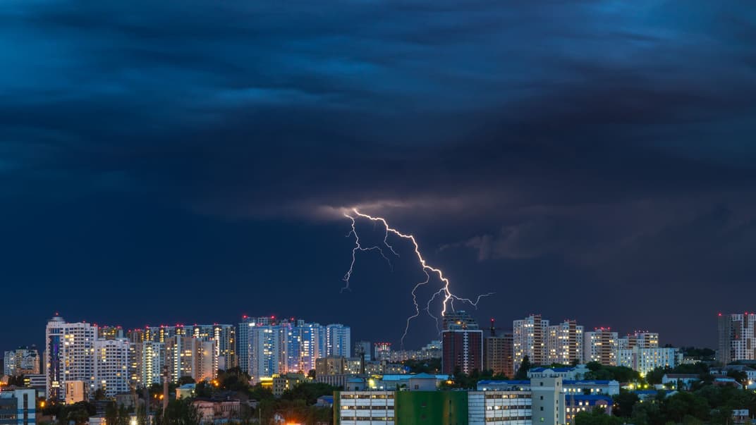 Гроза над Києвом. Ілюстративне фото