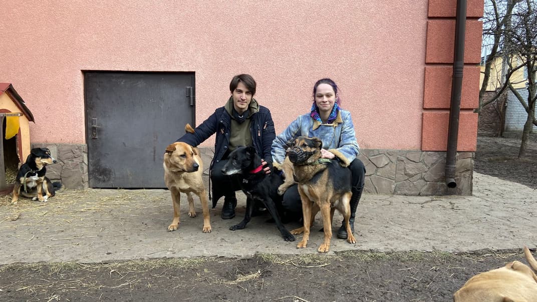 Анастасия Тиха, Артур Ли и спасенные животные