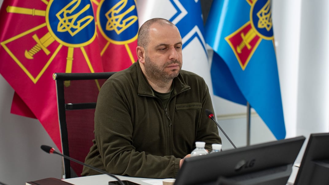 Министр обороны Рустем Умеров Министр обороны Рустем Умеров