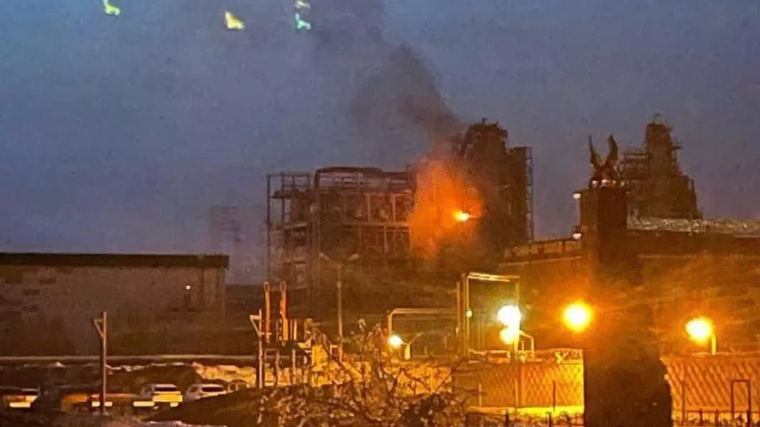 Атакованный российский НПЗ в Нижнекамске, 2 апреля 2024 года
