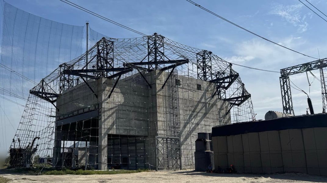 Енергетичний об’єкт, над яким збудували захисну споруду