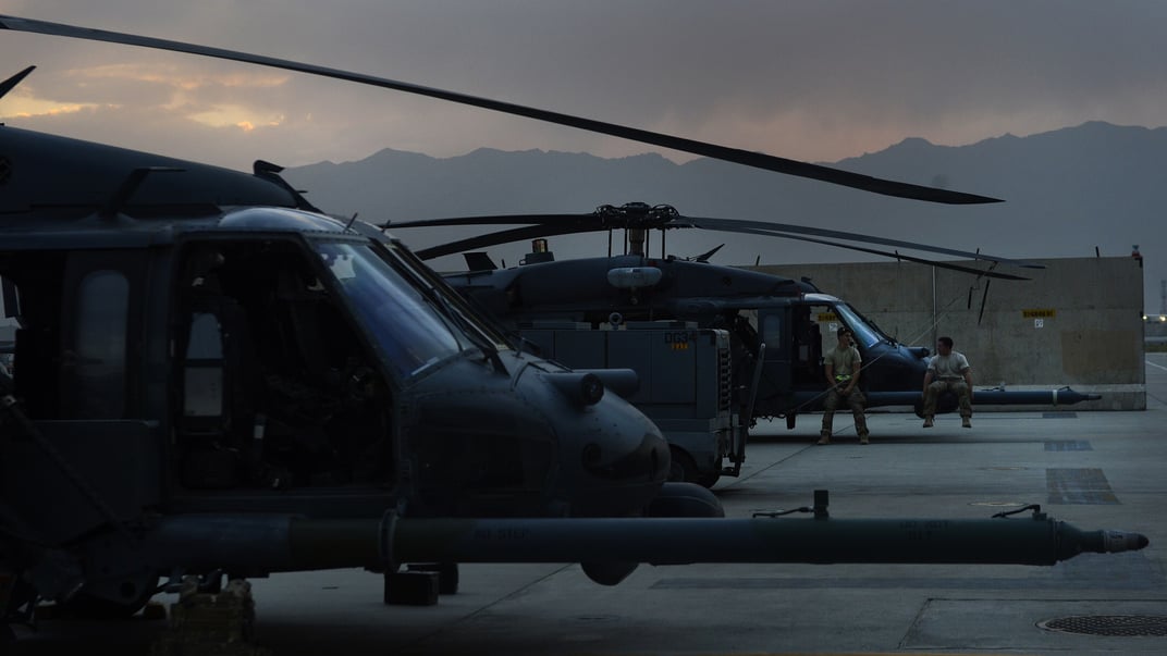 Американські гелікоптери на авіабазі «Баграм» у липні 2014 року