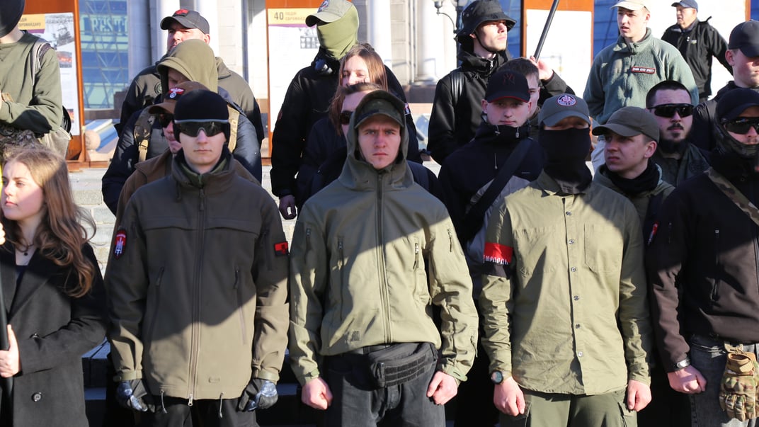 У Києві відбувся марш правих організацій до Дня українського добровольця