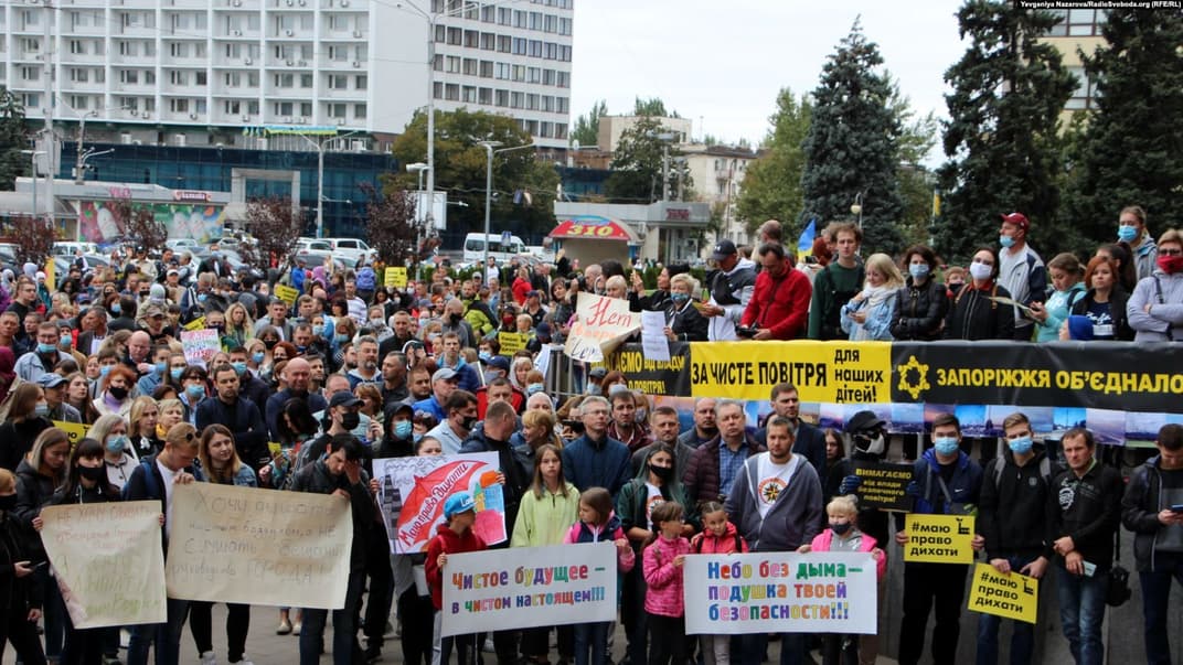 У Запоріжжі тисячі людей вийшли на акцію за чисте повітря