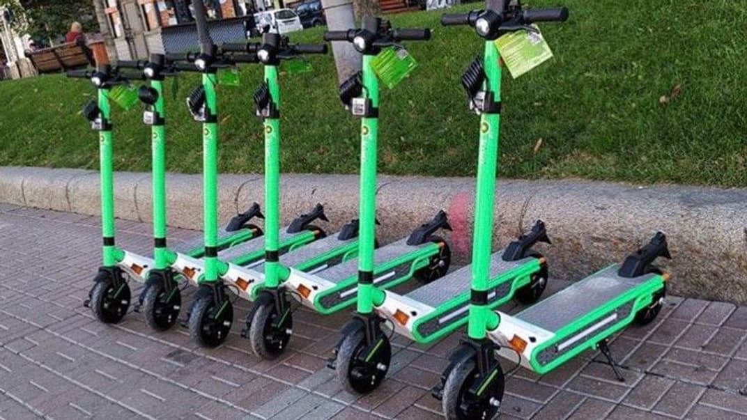 Cервіс оренди електросамокатів Kiwi