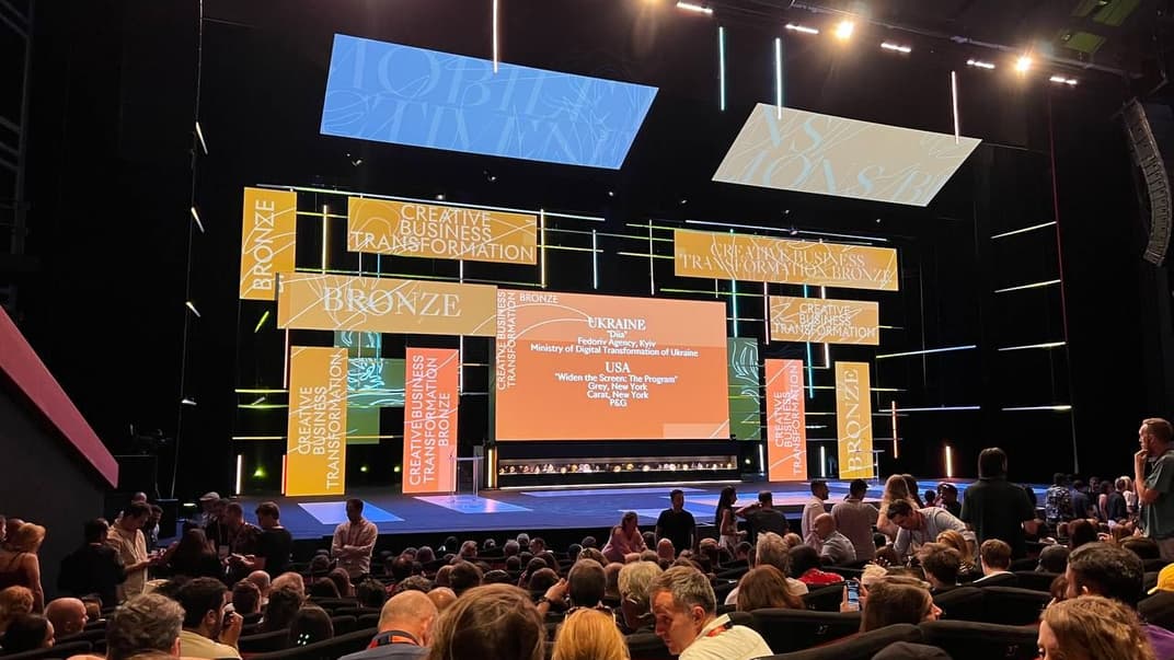 Бренд сервиса госуслуг «Дія» получил бронзовую статуэтку на международном фестивале «Каннские львы» 2022 года