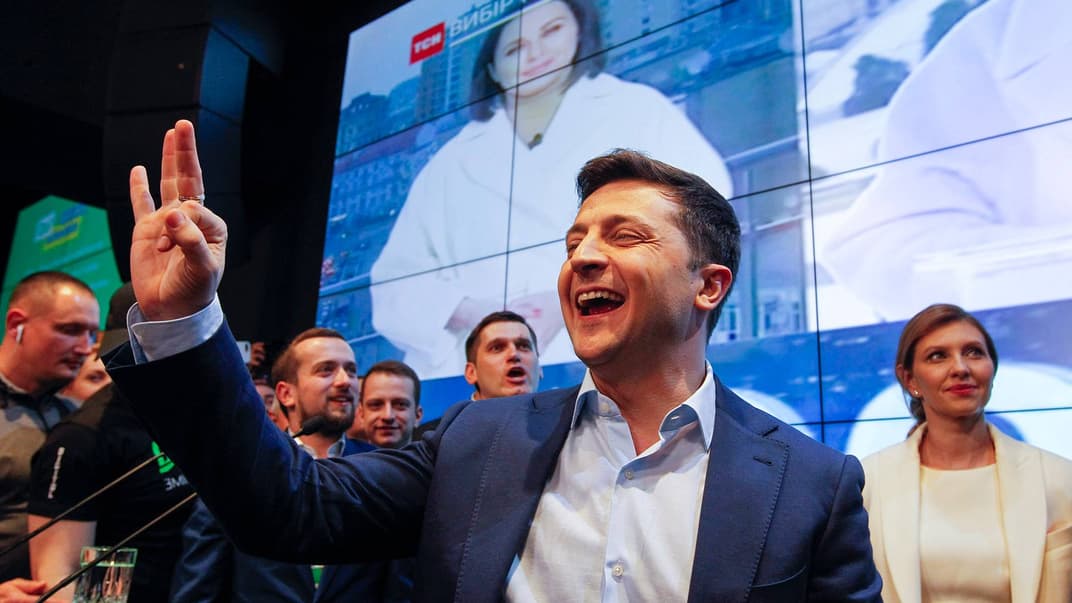 Владимир Зеленский в штабе после объявления результатов экзит-полов в день второго тура выборов президента Украины, Киев, 21 апреля 2019 года