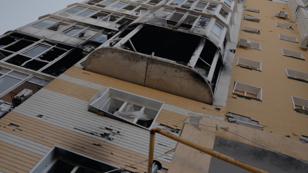 В Лимане под постоянными обстрелами обитает около 9500 человек