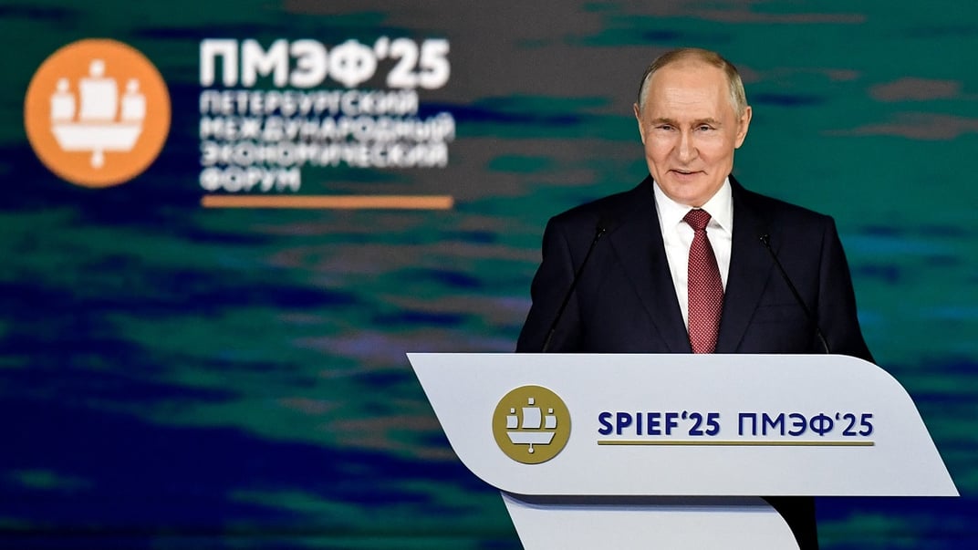 Глава рф володимир путін на Петербурзькому міжнародному економічному форумі, 20 червня 2025 року