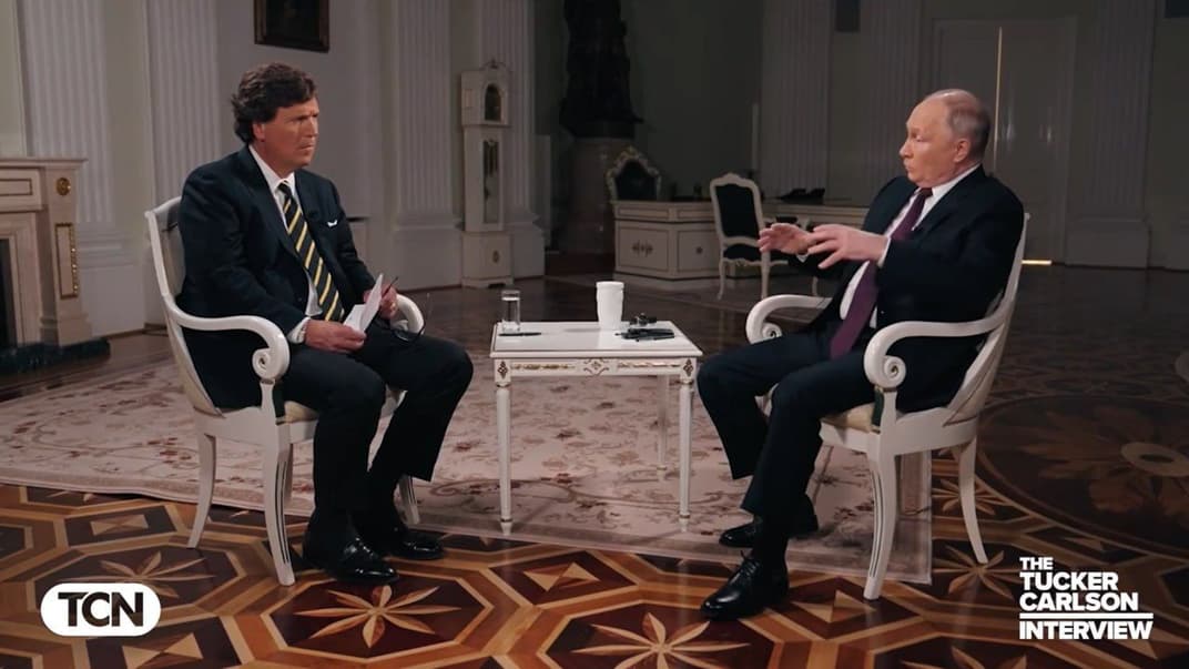 Такер Карлсон бере інтерв'ю у володимира путіна в Москві
