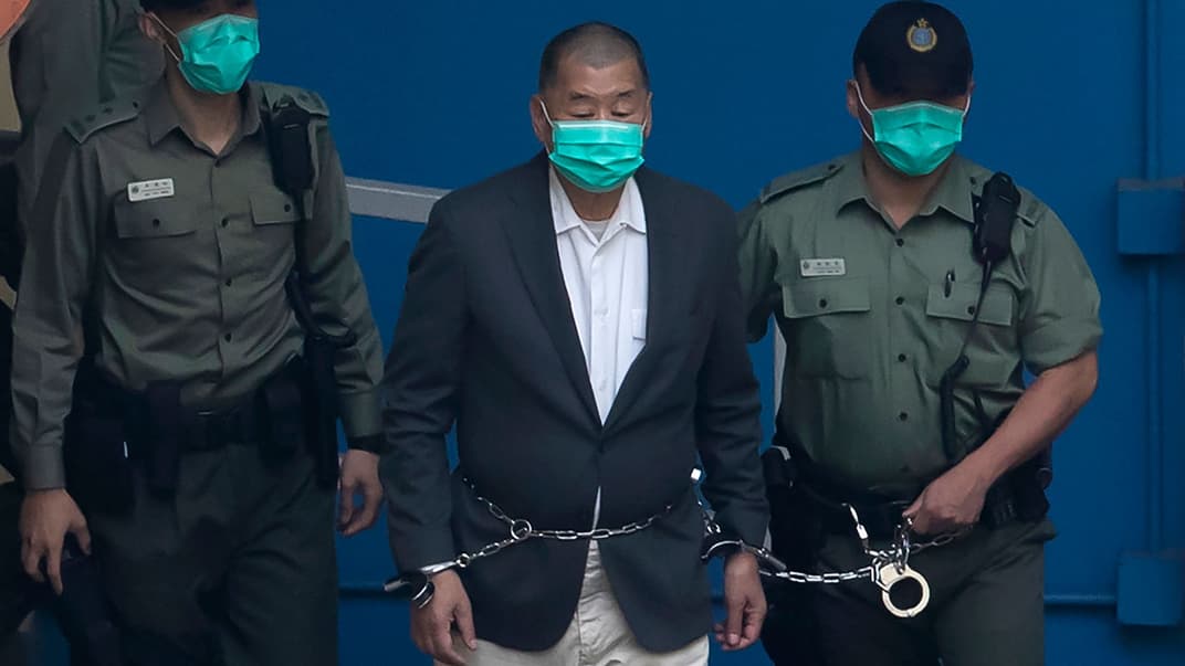 В Гонконге медиамагната Джимми Лая обвинили в угрозе нацбезопасности. Оппозиционеру грозит пожизненное заключение